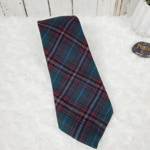 American Eagle Plaid Cotton Tie Green Red - Picture 1 of 8